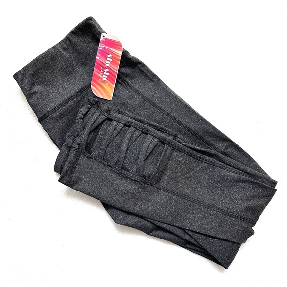 NWT Shosho Active Charcoal Grey Capri Leggings Crisscross M - Picture 3 of 8